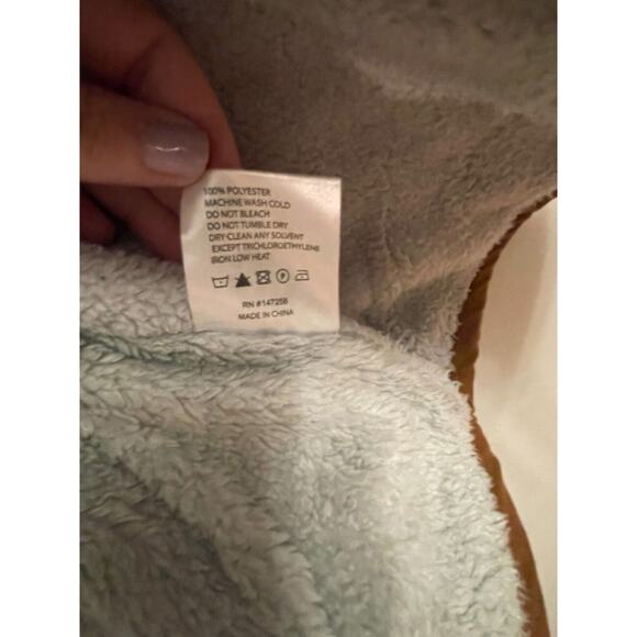 NWOT Simply Southern Womens Medium Herringbone Vest Red & Brown Quilted - Picture 5 of 7